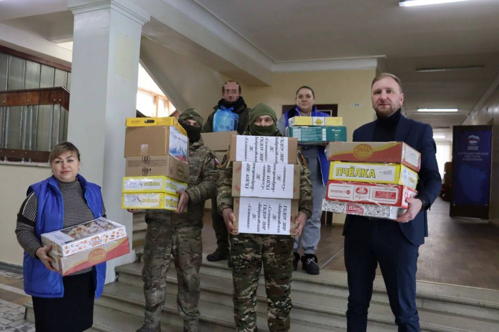 Более 5 тысяч блинов передали бойцам СВО активисты «Единой России» Более 5 тысяч блинов передали бойцам СВО активисты «Единой России»