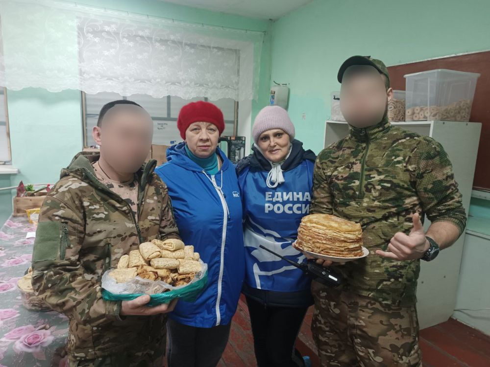 Более 5 тысяч блинов передали бойцам СВО активисты «Единой России» Более 5 тысяч блинов передали бойцам СВО активисты «Единой России»