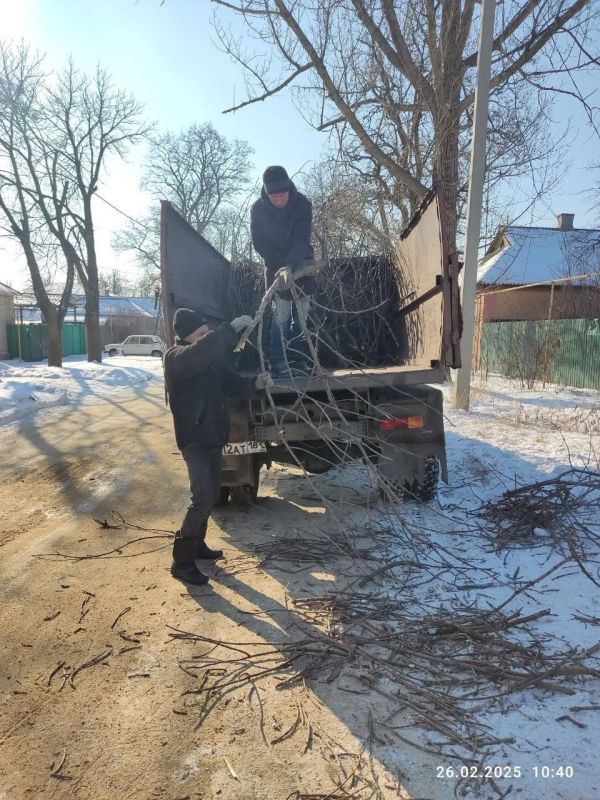 За период с 24 по 28 февраля работниками МУП "ДЭРСУ" были выполнены следующие работы: За период с 24 по 28 февраля работниками МУП "ДЭРСУ" были выполнены следующие работы: