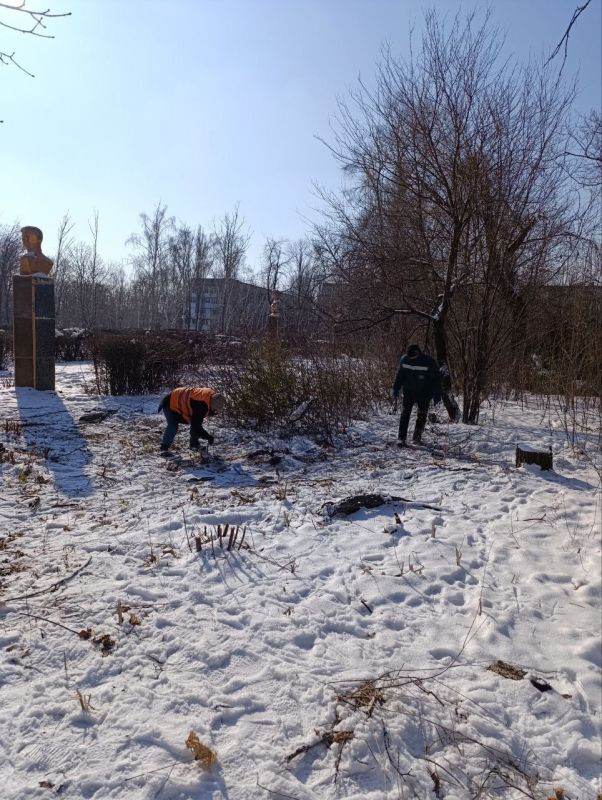 За период с 24 по 28 февраля работниками МУП "ДЭРСУ" были выполнены следующие работы: За период с 24 по 28 февраля работниками МУП "ДЭРСУ" были выполнены следующие работы: