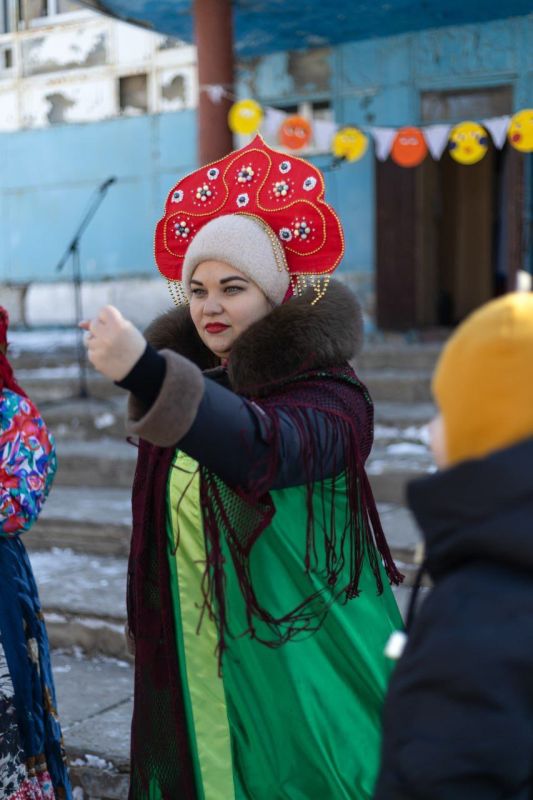 01.03.2025г. на площади МБУ "Дом культуры п. Широкий" прошло шумное и яркое театрализованное гулянье «Масляна идёт- весну под руку ведёт» 01.03.2025г. на площади МБУ "Дом культуры п. Широкий" прошло шумное и яркое театрализованное гулянье «Масляна идёт- весну под руку ведёт»