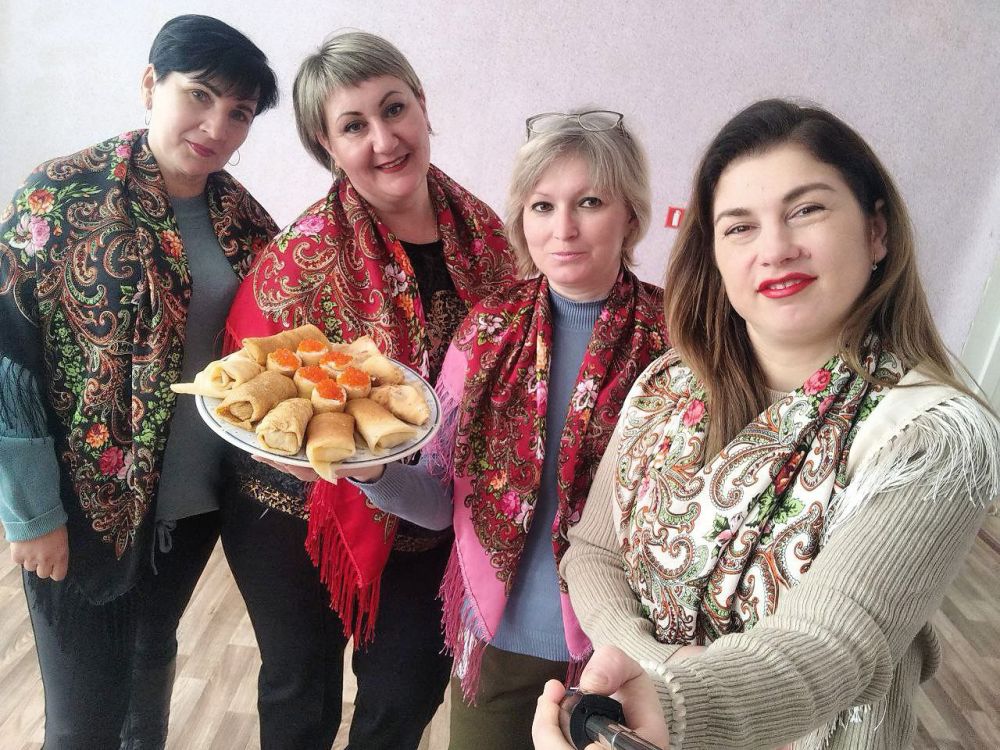 28 февраля в рамках празднования Масленичной недели в пгт Нижний Нагольчик состоялась игровая программа на свежем воздухе "Спеши, народ, Масленица идет" 28 февраля в рамках празднования Масленичной недели в пгт Нижний Нагольчик состоялась игровая программа на свежем воздухе "Спеши, народ, Масленица идет"