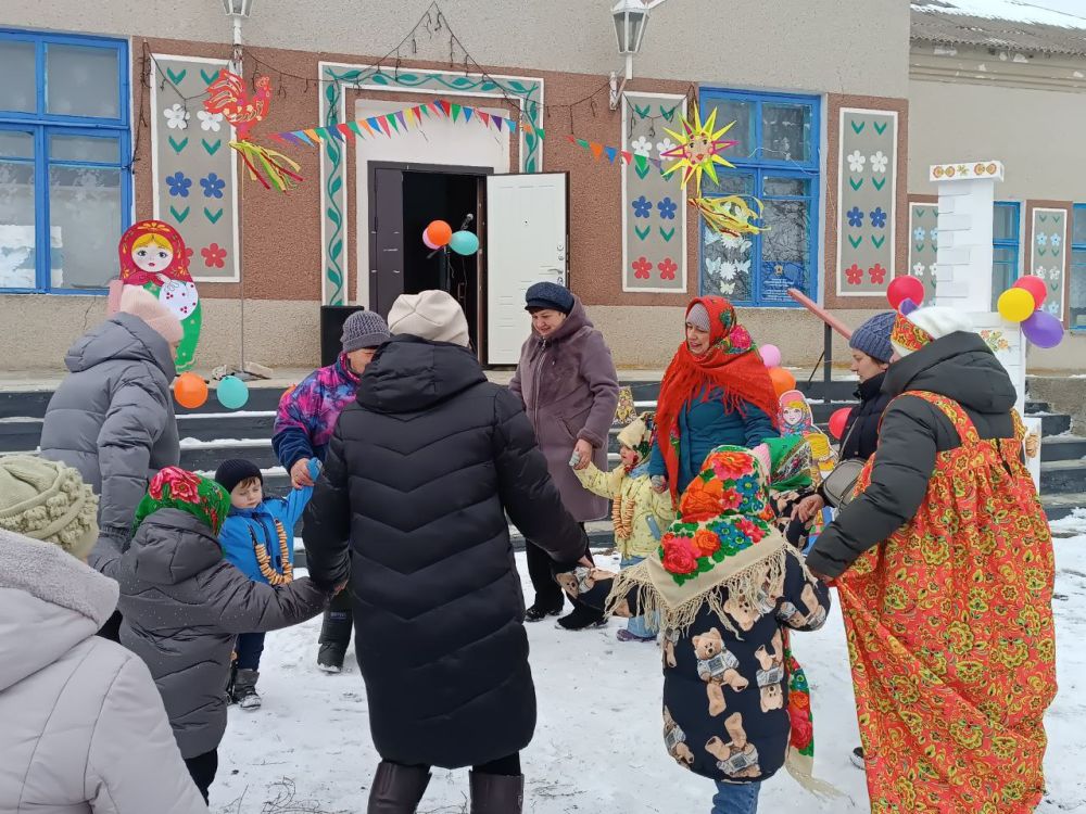 В Лизинском СДК отметили мероприятие «Масленица хороша, всех на праздник созвала» В Лизинском СДК отметили мероприятие «Масленица хороша, всех на праздник созвала»