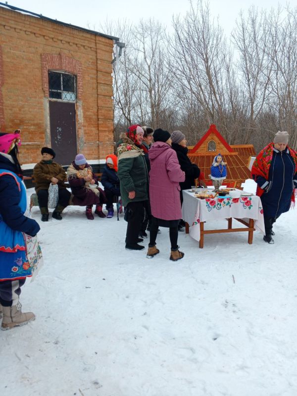 В населенных пунктах Белокуракинского округа весело провожали Зиму и встречали Весну В населенных пунктах Белокуракинского округа весело провожали Зиму и встречали Весну