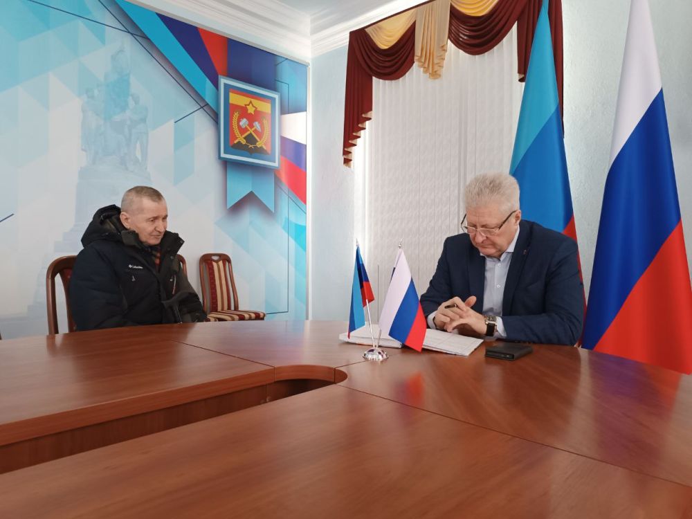 Сергей Козенко: Сегодня провел очередной прием граждан, на котором мы обсудили важные и актуальные вопросы Сергей Козенко: Сегодня провел очередной прием граждан, на котором мы обсудили важные и актуальные вопросы