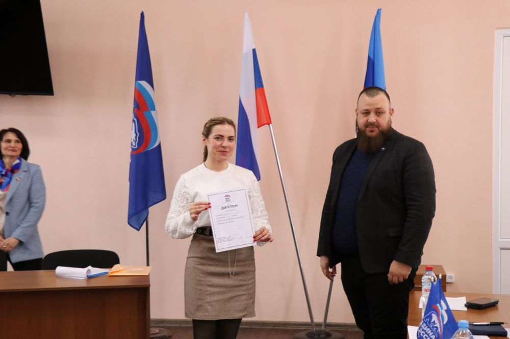 Игорь Рябушкин: В составе жюри принял участие в дебатном турнире «Мнение молодежи», который прошел в Марковском муниципальном округе Игорь Рябушкин: В составе жюри принял участие в дебатном турнире «Мнение молодежи», который прошел в Марковском муниципальном округе