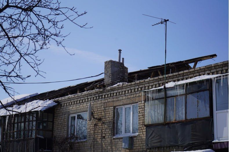 Замминистра строительства Красноярского края проинспектировал ход ремонта кровли МКД на улице Фурманова Замминистра строительства Красноярского края проинспектировал ход ремонта кровли МКД на улице Фурманова
