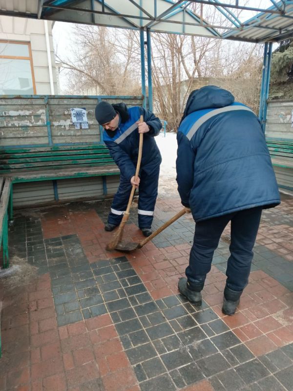 МУП "ОЭОЛ" города Лисичанска продолжает приводить в порядок город во всех его районах МУП "ОЭОЛ" города Лисичанска продолжает приводить в порядок город во всех его районах