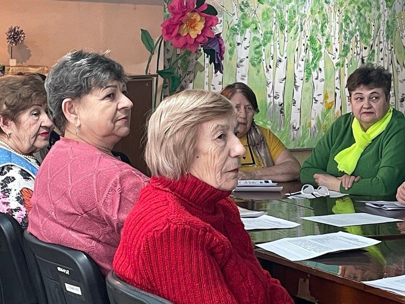 Сотрудники полиции провели встречу с пожилыми жителями Суходольска Сотрудники полиции провели встречу с пожилыми жителями Суходольска