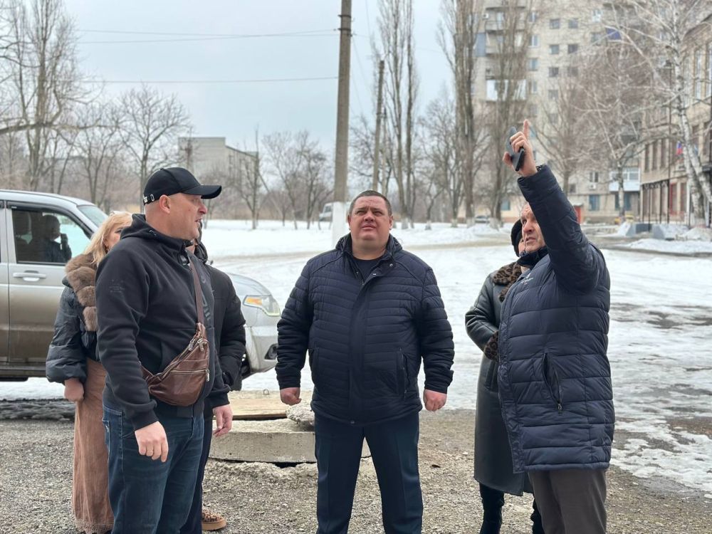 Андрей Рубанцов: Глава городского округа с рабочим визитом посетил здание Спортивной школы города Ровеньки по улице Дзержинского с целью мониторинга состояния данного помещения Андрей Рубанцов: Глава городского округа с рабочим визитом посетил здание Спортивной школы города Ровеньки по улице Дзержинского с целью мониторинга состояния данного помещения