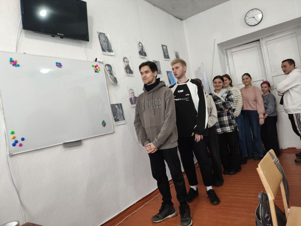Сегодня состоялась встреча представителей отдела культуры, спорта и молодежной политики Сегодня состоялась встреча представителей отдела культуры, спорта и молодежной политики