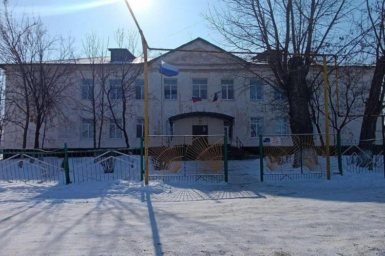 Хакасия на старте капремонта школы в ЛНР Хакасия на старте капремонта школы в ЛНР