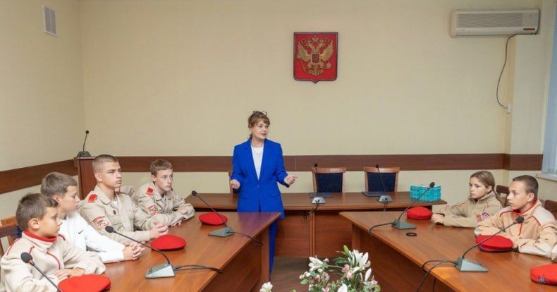 Свердловская СШ №9 и Волгоградская государственная академия физкультуры подписали соглашение о сотрудничестве Свердловская СШ №9 и Волгоградская государственная академия физкультуры подписали соглашение о сотрудничестве