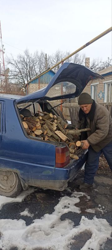 Отделом по ОЖД пгт Чернухино была проведена работа по оказанию помощи в приобретении и доставке дров жителю пгт Чернухино Отделом по ОЖД пгт Чернухино была проведена работа по оказанию помощи в приобретении и доставке дров жителю пгт Чернухино