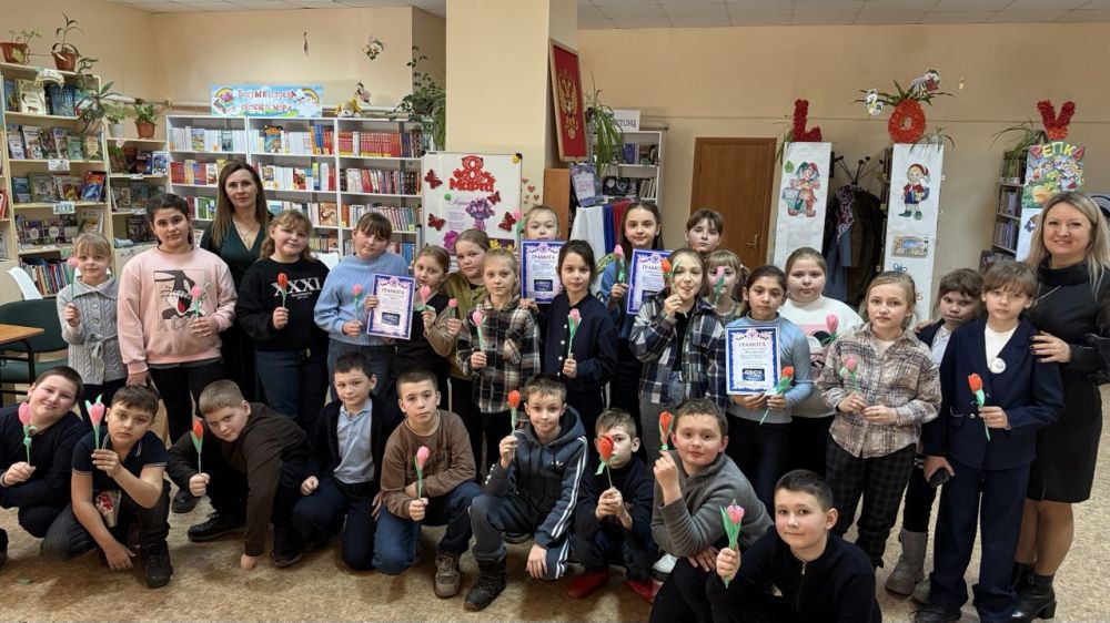 В Белокуракинской детской библиотеке состоялась интеллектуальная викторина «Своя игра» и мастер-класс по изготовлению цветов В Белокуракинской детской библиотеке состоялась интеллектуальная викторина «Своя игра» и мастер-класс по изготовлению цветов
