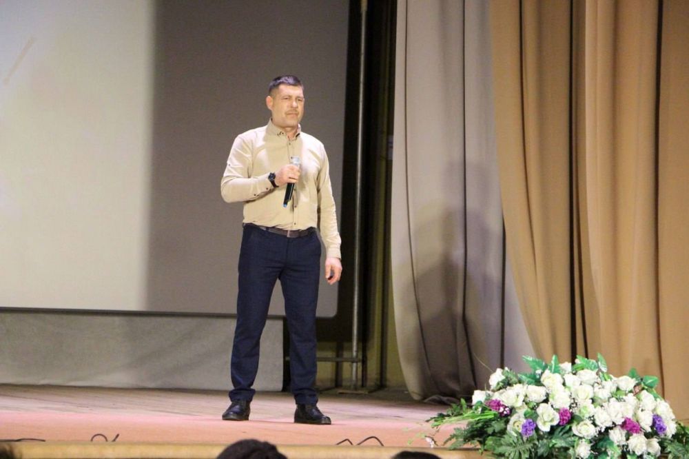 Праздничный концерт, приуроченный Международному женскому дню Праздничный концерт, приуроченный Международному женскому дню