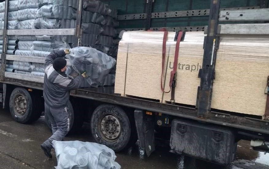 В Первомайск передали новую партию помощи от региона-шефа В Первомайск передали новую партию помощи от региона-шефа