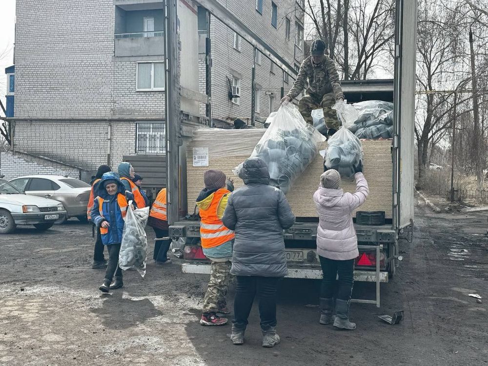 Сергей Колягин: Сегодня в город Первомайск прибыл гуманитарный груз от шефа-региона, состоящий из строительных материалов, оборудования для функционирования и ремонта внутридомовых систем водоснабжения и водоотведения, а... Сергей Колягин: Сегодня в город Первомайск прибыл гуманитарный груз от шефа-региона, состоящий из строительных материалов, оборудования для функционирования и ремонта внутридомовых систем водоснабжения и водоотведения, а...
