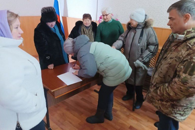 В пгт Павловка провели общественное обсуждение проекта по благоустройству общественного пространства в населённом пункте В пгт Павловка провели общественное обсуждение проекта по благоустройству общественного пространства в населённом пункте