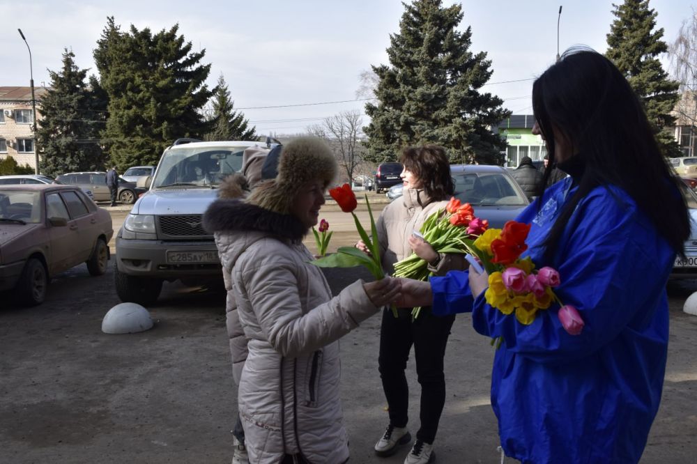 Всероссийская акция "Вам любимые" Всероссийская акция "Вам любимые"
