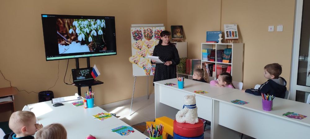 6 марта в детском центре Перевальского районного исторического музея в комфортной и радостной атмосфере прошло мероприятие посвященное международному женскому дню 8 марта 6 марта в детском центре Перевальского районного исторического музея в комфортной и радостной атмосфере прошло мероприятие посвященное международному женскому дню 8 марта