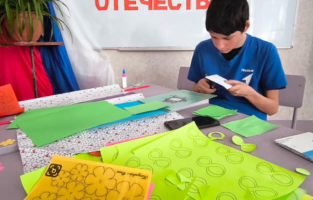 В Лутугинском колледже проходит Всероссийская акция "Вам, любимые!" В Лутугинском колледже проходит Всероссийская акция "Вам, любимые!"