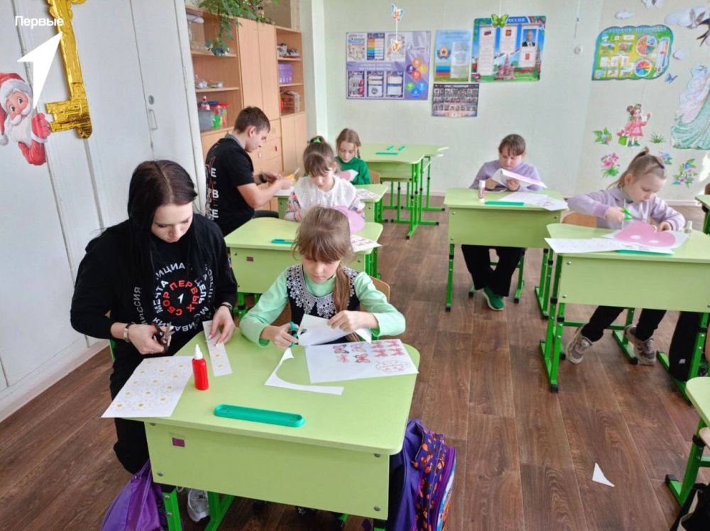 Милым женщинам!. В преддверии Международного женского дня Первые приняли участие во Всероссийской акции «Вам, любимые» Милым женщинам!. В преддверии Международного женского дня Первые приняли участие во Всероссийской акции «Вам, любимые»