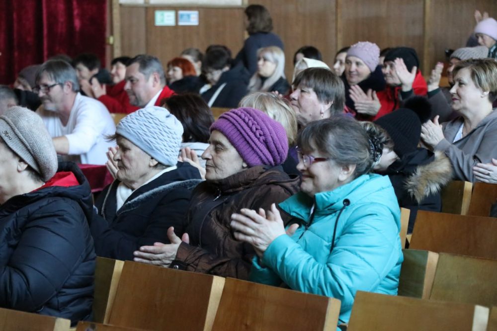 Празднование Международного женского дня Празднование Международного женского дня