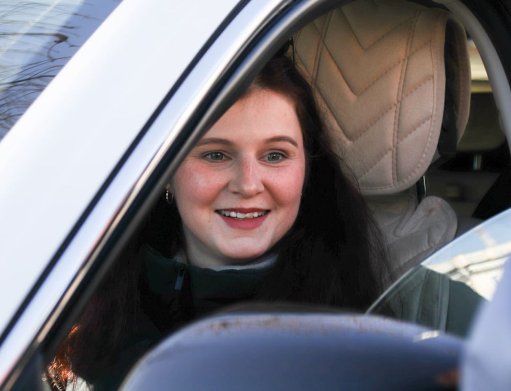 Цветы луганским автоледи Цветы луганским автоледи