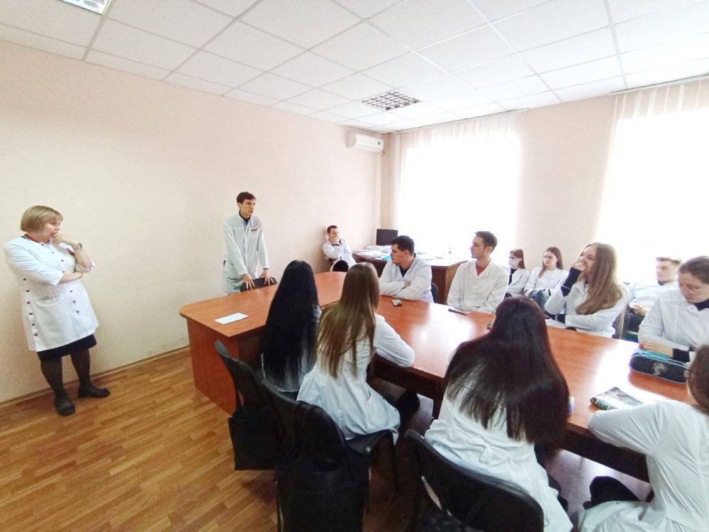 В Луганской городской больнице № 1 проведена очередная профориентационная лекция В Луганской городской больнице № 1 проведена очередная профориентационная лекция