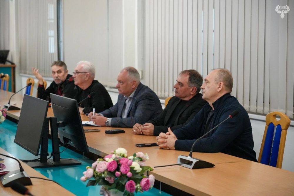 5 марта представители Общественной палатой Луганской Народной Республики провели рабочую встречу с представителями Общественной палаты Алтайского края 5 марта представители Общественной палатой Луганской Народной Республики провели рабочую встречу с представителями Общественной палаты Алтайского края