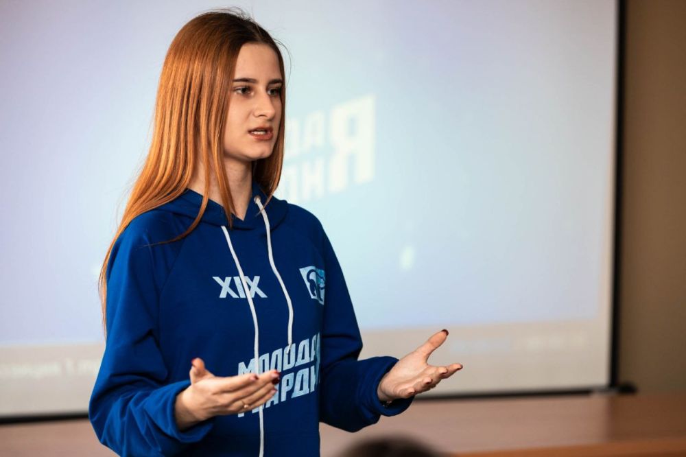 Расширяемся!. Молодая Гвардия Единой России продолжает расширять своё движение – теперь активисты начали работу в Станице Луганской. Здесь уже сформировалось местное отделение, которое возглавил Игорь Коротаев, а в его рядах... Расширяемся!. Молодая Гвардия Единой России продолжает расширять своё движение – теперь активисты начали работу в Станице Луганской. Здесь уже сформировалось местное отделение, которое возглавил Игорь Коротаев, а в его рядах...