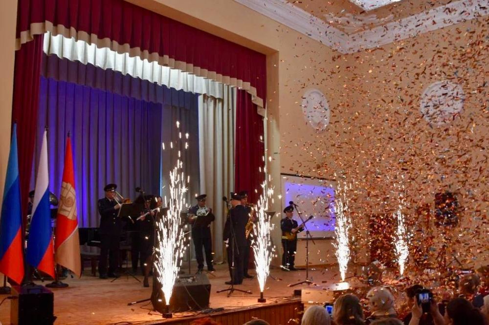 Роман Лысенко: Прекрасным женщинам города посвящается! Роман Лысенко: Прекрасным женщинам города посвящается!