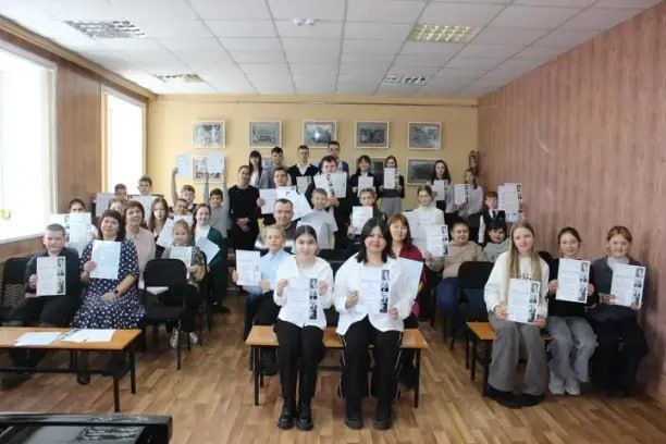 Учащиеся ДШИ из Стаханова поучаствовали в Межрайонной олимпиаде по сольфеджио и музыкальной литературе Учащиеся ДШИ из Стаханова поучаствовали в Межрайонной олимпиаде по сольфеджио и музыкальной литературе