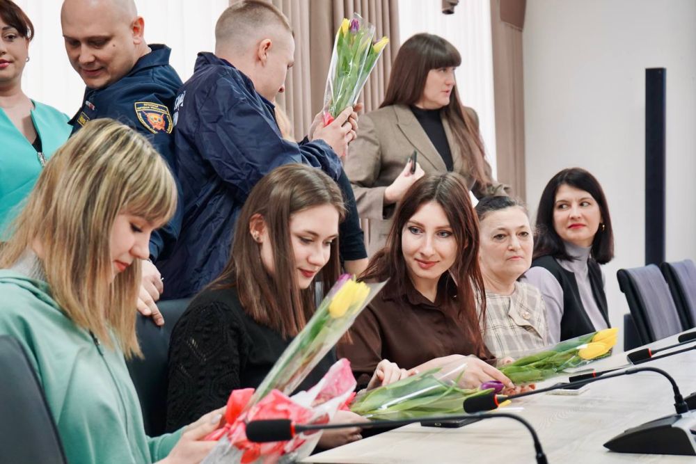 Добровольцы ВСКС в ЛНР присоединились к Всероссийской акции «В благодарность за службу!» Добровольцы ВСКС в ЛНР присоединились к Всероссийской акции «В благодарность за службу!»