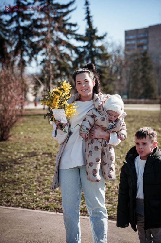 8 марта – день, наполненный теплом, улыбками и искренними поздравлениями 8 марта – день, наполненный теплом, улыбками и искренними поздравлениями