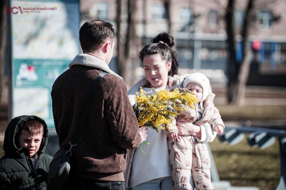 8 марта – день, наполненный теплом, улыбками и искренними поздравлениями 8 марта – день, наполненный теплом, улыбками и искренними поздравлениями