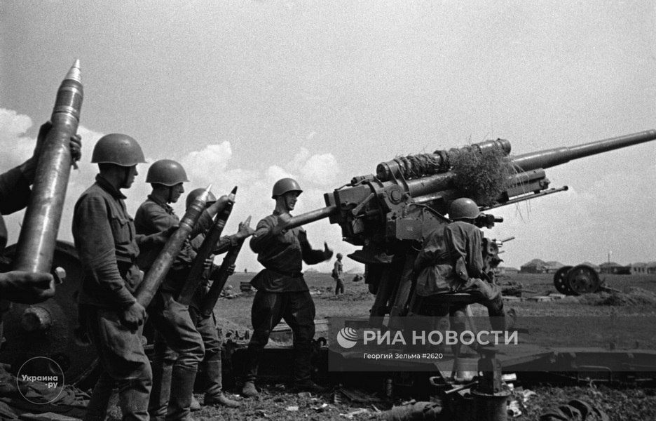 В спецпроекте «Фотоальбом Победы» мы каждый день публикуем небольшую подборку фотографий военных лет В спецпроекте «Фотоальбом Победы» мы каждый день публикуем небольшую подборку фотографий военных лет