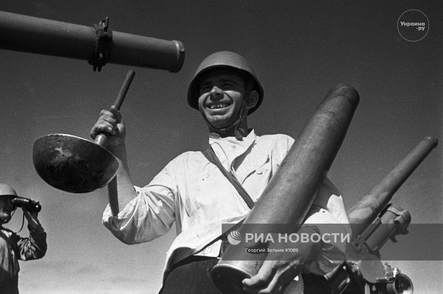 В спецпроекте «Фотоальбом Победы» мы каждый день публикуем небольшую подборку фотографий военных лет В спецпроекте «Фотоальбом Победы» мы каждый день публикуем небольшую подборку фотографий военных лет