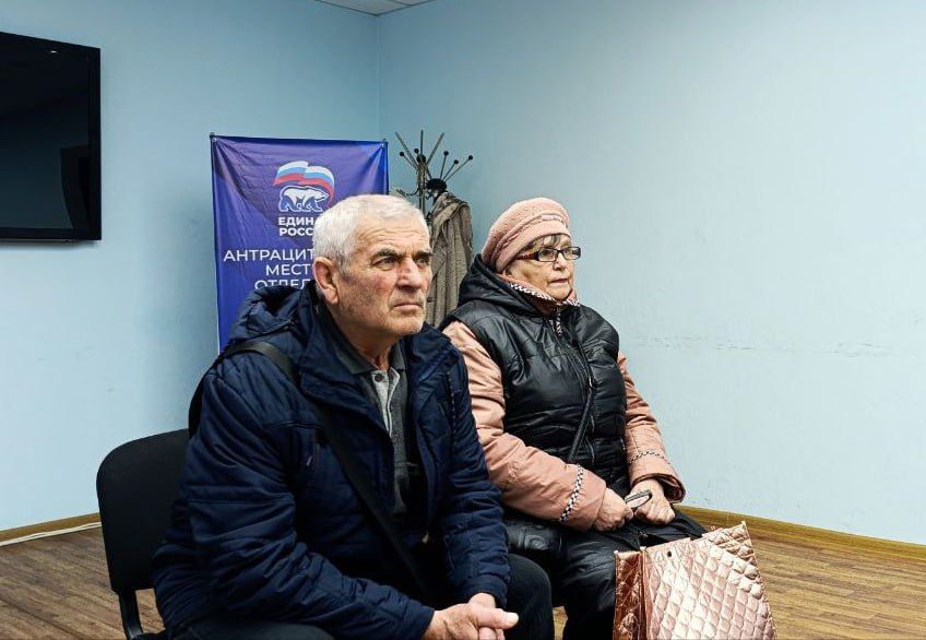 Сергей Саенко: Совместно с представителями структурных подразделений Администрации, муниципальных унитарных предприятий и руководителями учреждений и предприятий города провел еженедельный прием Сергей Саенко: Совместно с представителями структурных подразделений Администрации, муниципальных унитарных предприятий и руководителями учреждений и предприятий города провел еженедельный прием