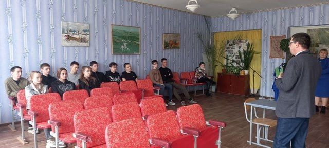 Представители Луганского ГАУ на Стрелецком конном заводе №60 Представители Луганского ГАУ на Стрелецком конном заводе №60