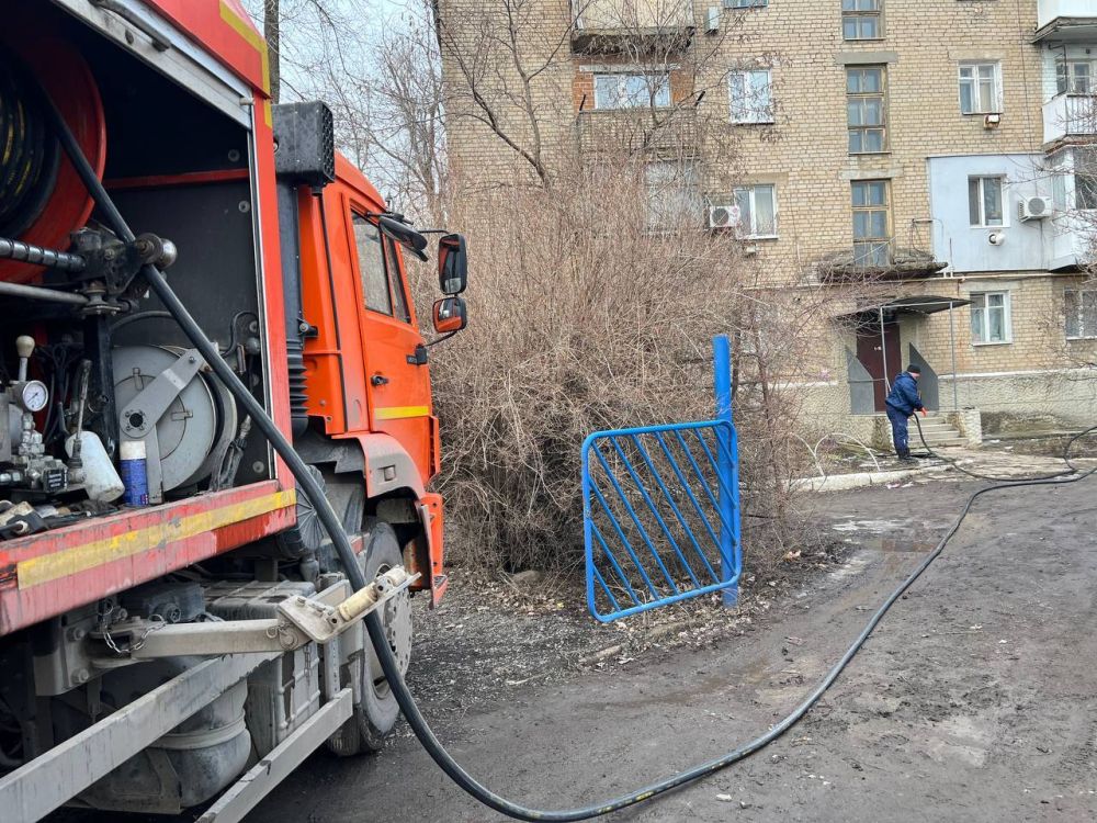 Сергей Козенко: В Краснодонском муниципальном округе активно продолжаются аварийно-восстановительные работы на сетях водоснабжения и водоотведения Сергей Козенко: В Краснодонском муниципальном округе активно продолжаются аварийно-восстановительные работы на сетях водоснабжения и водоотведения