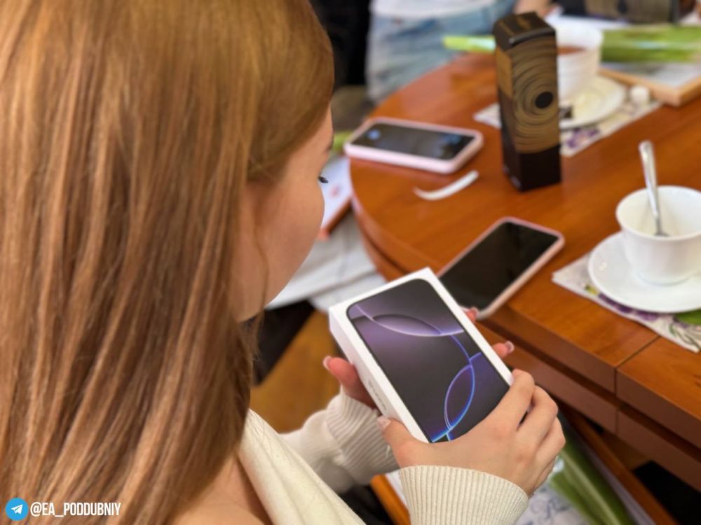 ВЕСЕННЕЕ НАСТРОЕНИЕ ДЛЯ ДЕВУШЕК ИЗ МОЛОДОЙ ГВАРДИИ ВЕСЕННЕЕ НАСТРОЕНИЕ ДЛЯ ДЕВУШЕК ИЗ МОЛОДОЙ ГВАРДИИ
