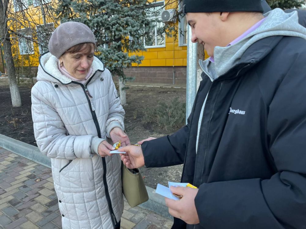 7 марта в Станично-Луганской гимназии царила особая весенняя атмосфера 7 марта в Станично-Луганской гимназии царила особая весенняя атмосфера