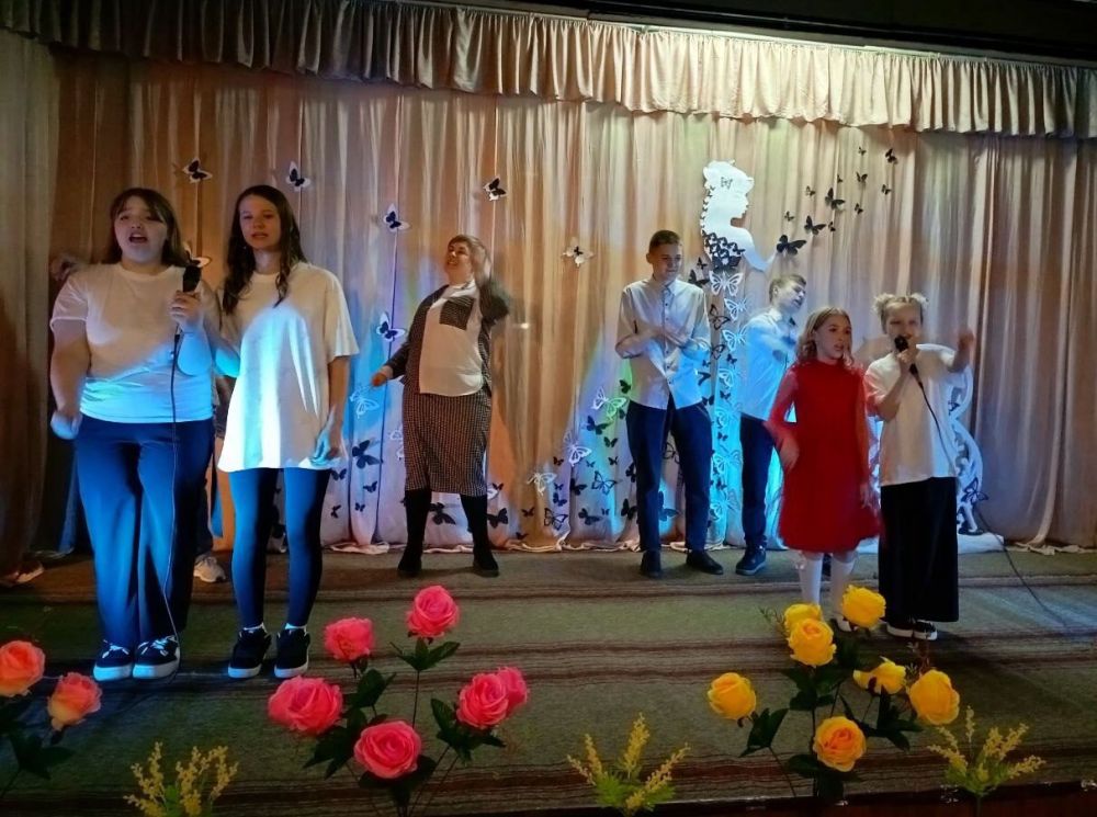 В клубе села Орехово состоялся праздничный концерт, посвящённый 8 Марта В клубе села Орехово состоялся праздничный концерт, посвящённый 8 Марта
