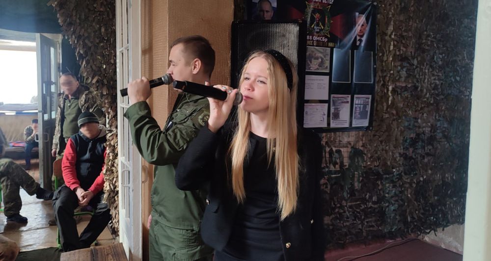 В рамках акции «Zа Победу» партии «Единая Россия» славяносербские активисты организовали концерт для бойцов спецоперации, проходящих лечение в одном из госпиталей республики В рамках акции «Zа Победу» партии «Единая Россия» славяносербские активисты организовали концерт для бойцов спецоперации, проходящих лечение в одном из госпиталей республики