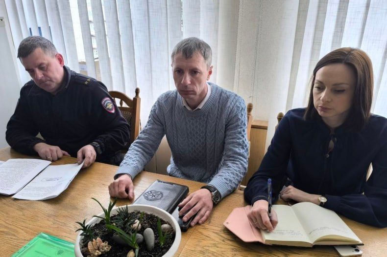 В Администрации округа обсудили вопросы организации деятельности добровольных народных дружин В Администрации округа обсудили вопросы организации деятельности добровольных народных дружин