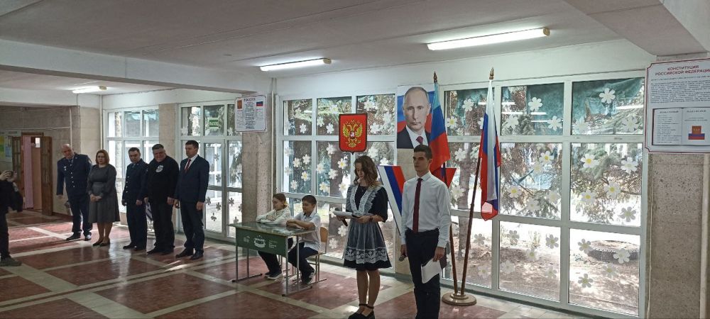 Олег Коваль: 11 марта в школе 57 состоялось торжественное открытие Парты Героя в честь выпускника школы, участника СВО, подполковника внутренней службы Половянова Дениса Олеговича Олег Коваль: 11 марта в школе 57 состоялось торжественное открытие Парты Героя в честь выпускника школы, участника СВО, подполковника внутренней службы Половянова Дениса Олеговича