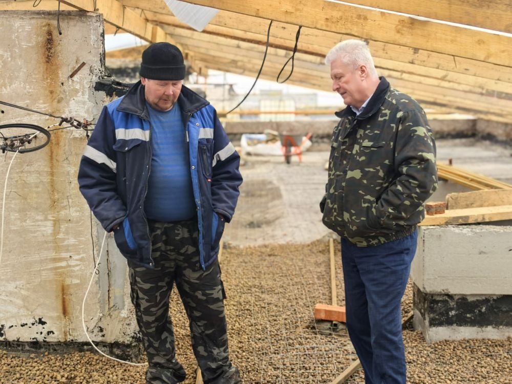 Сергей Козенко: В рамках специального инфраструктурного проекта на территории Краснодонского муниципального округа специалисты подрядной организации ООО СК «СТИЛ» шефа-региона Тюменской области приступили к работам по... Сергей Козенко: В рамках специального инфраструктурного проекта на территории Краснодонского муниципального округа специалисты подрядной организации ООО СК «СТИЛ» шефа-региона Тюменской области приступили к работам по...
