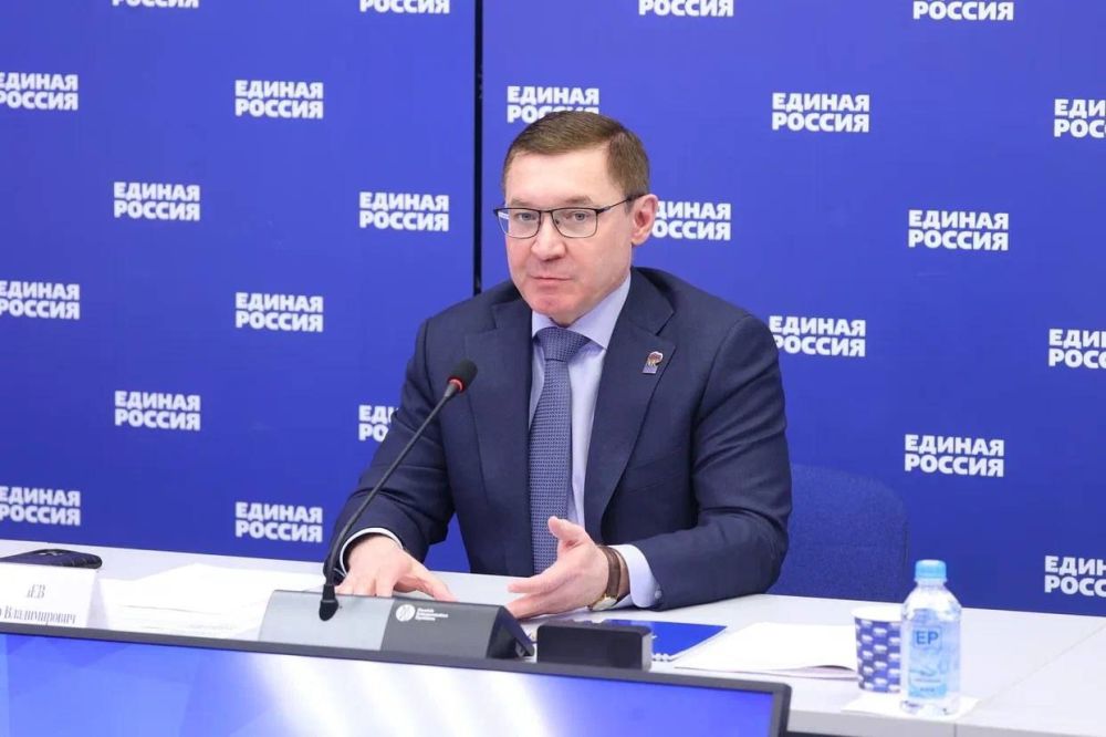 Встреча сопредседателя ВАРМСУ Ирины Гусевой и глав российских муниципалитетов с Секретарем Генерального совета Партии «ЕДИНАЯ РОССИЯ» Владимиром Якушевым Встреча сопредседателя ВАРМСУ Ирины Гусевой и глав российских муниципалитетов с Секретарем Генерального совета Партии «ЕДИНАЯ РОССИЯ» Владимиром Якушевым